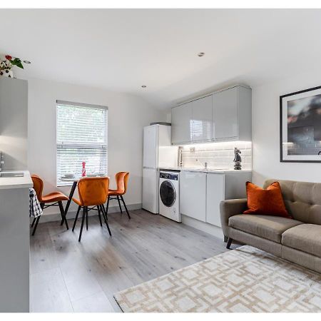 Cozy And Stylish 2 Bedroom Flat In Greater 伦敦 外观 照片